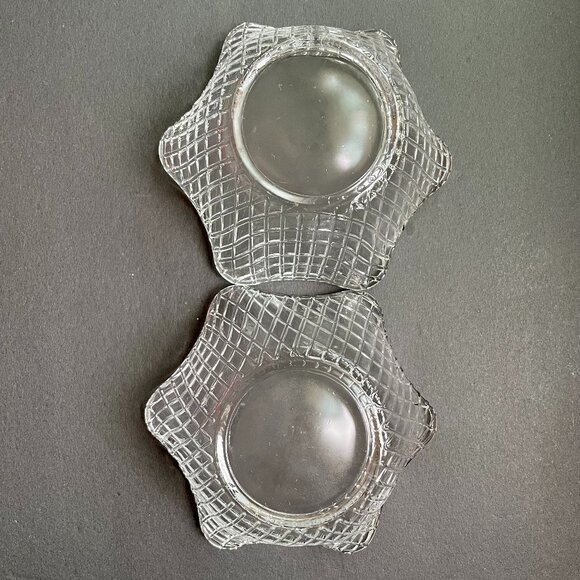 2 little cute glass candy bowls - Picture 8 of 9